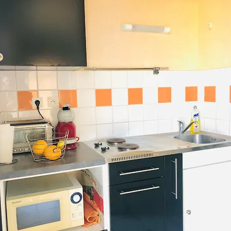 Apartament 3 Pers - Balcon - Wifi - Parking Prive